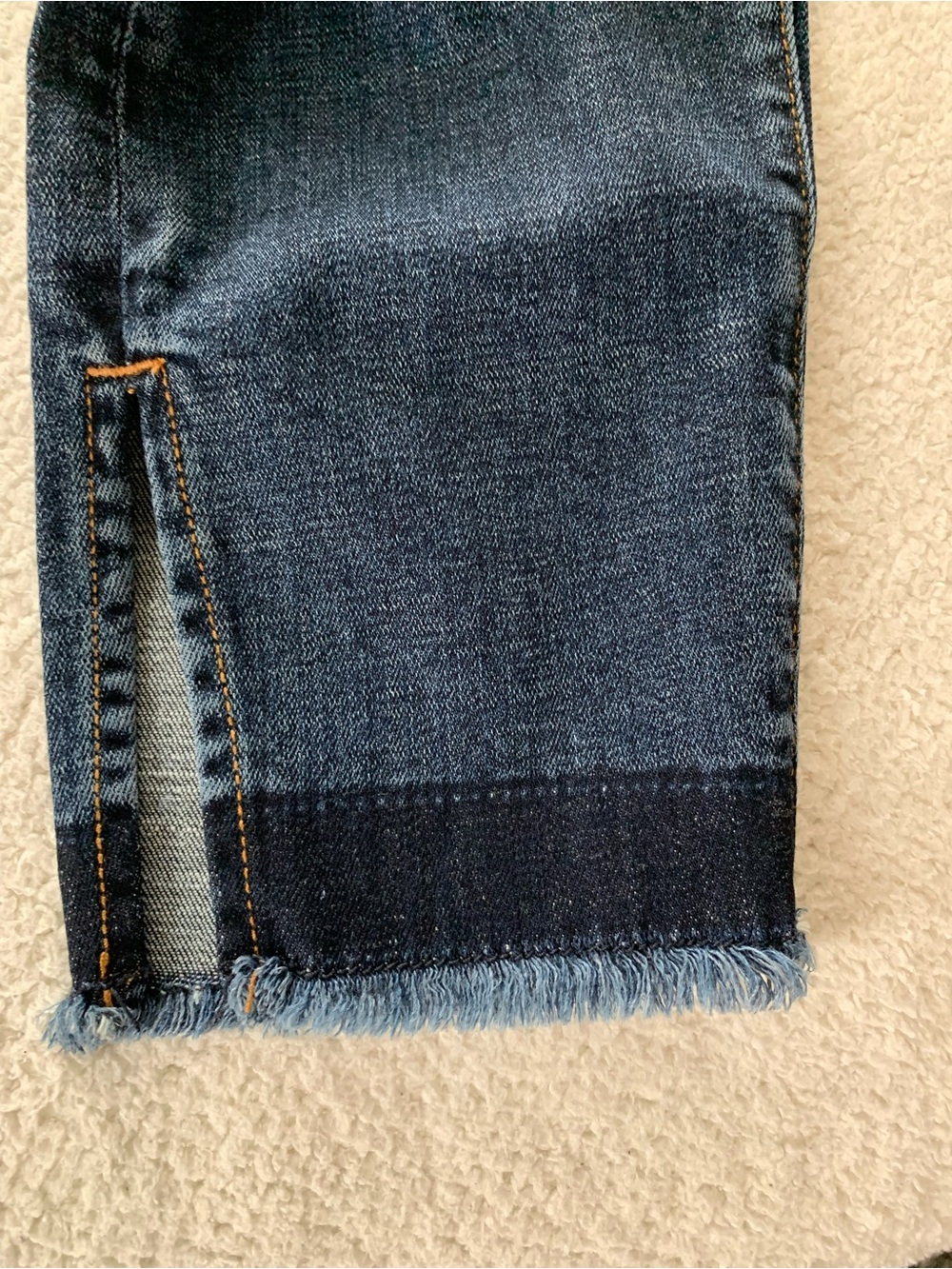 Good American Frayed Hem Dark Wash Jeans with Side Slit